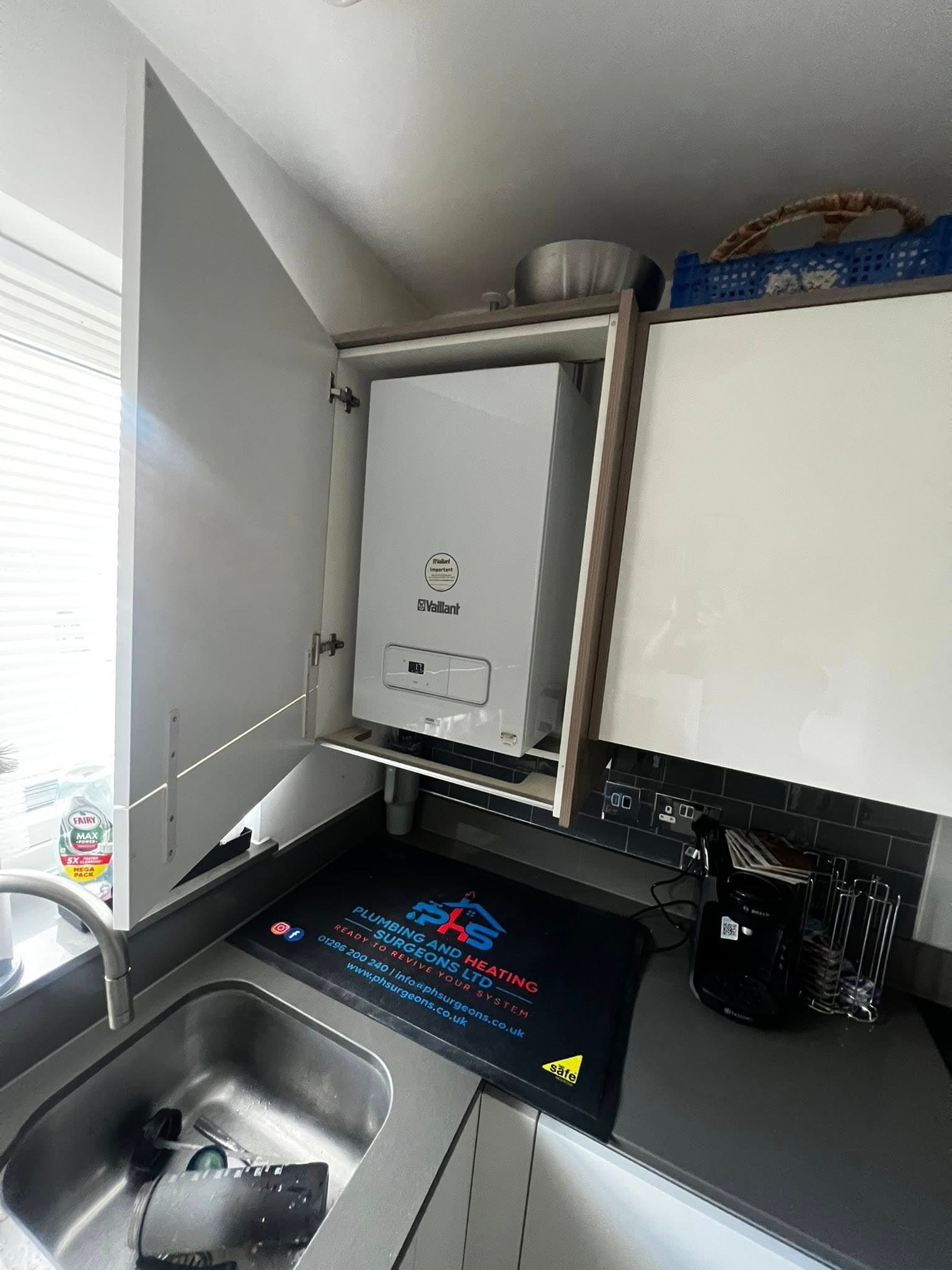 Boiler Losing Pressure? Causes, Simple Fixes & When to Call a Heating Engineer